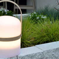 Lampe de table LED rechargeable Lucide JOE IP44 Blanc, 3W dim to warm 2800K-3200K, chargement USB, usage intérieur extérieur