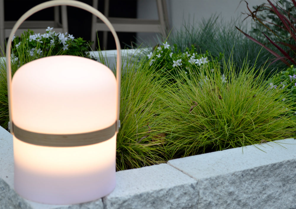 Lampe de table LED rechargeable Lucide JOE IP44 Blanc, 3W dim to warm 2800K-3200K, chargement USB, usage intérieur extérieur