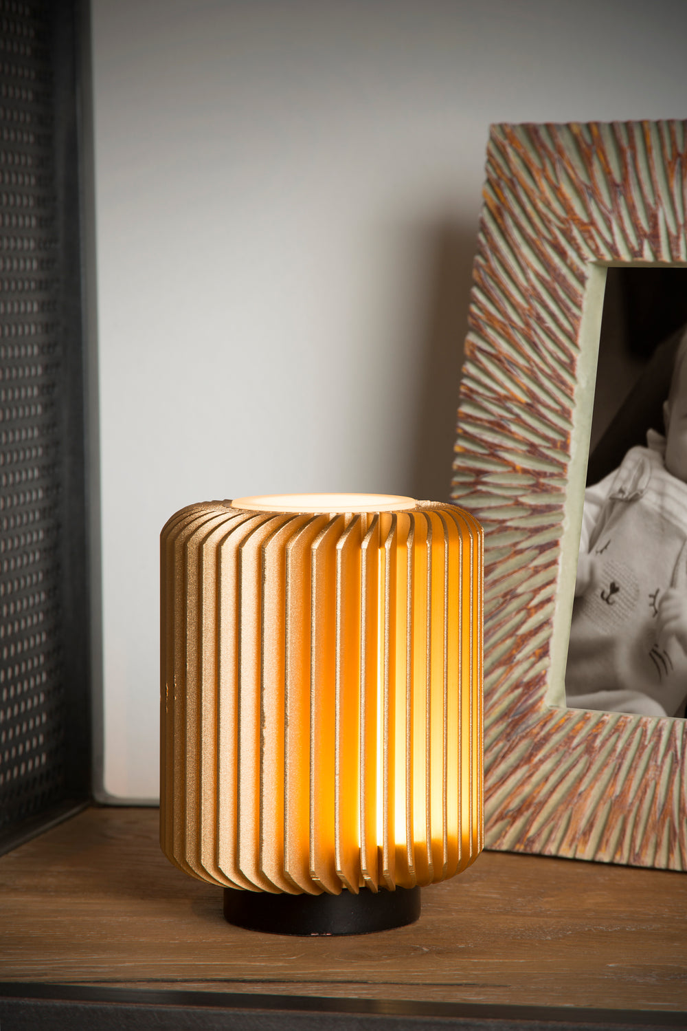 Lucide TURBIN lampe de table LED 5W 3000K Or Satiné design cylindre métal moderne avec interrupteur sur cordon IP20