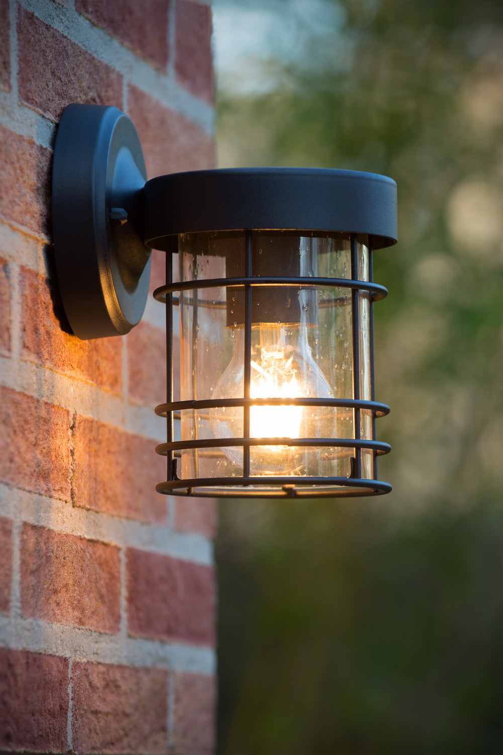 Applique murale Lucide KEPPEL intérieur extérieur douille E27 IP44 Métal Noir Mat 220-240V 60W