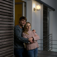 Ledvance ENDURA Classic Post Sensor Up E27 applique murale d'extérieur en acier inoxydable IP44 avec détecteur de mouvement et de lumière