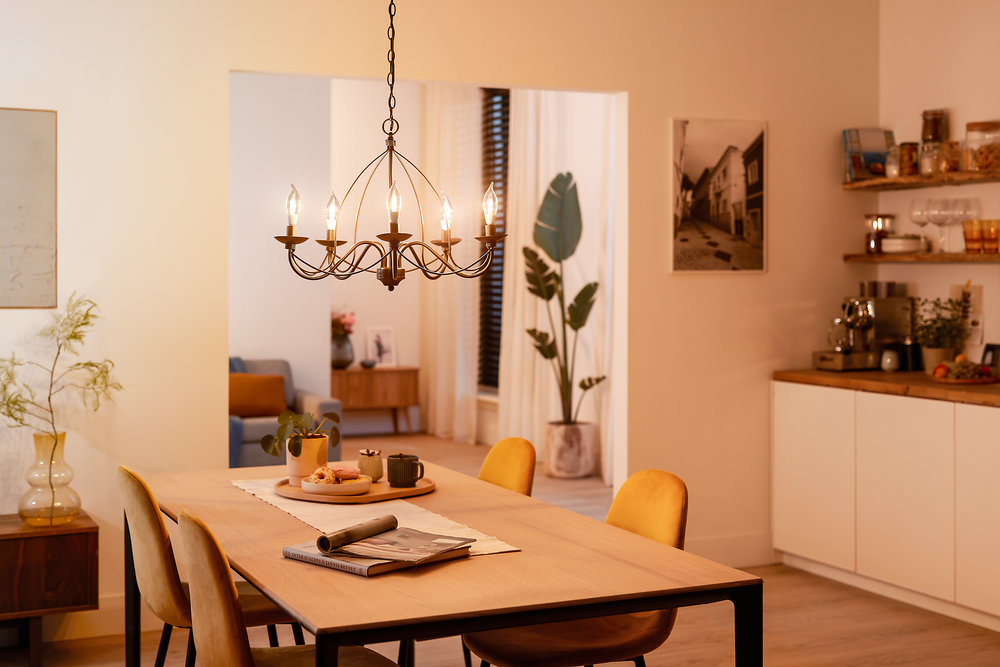 Ampoule bougie LED Philips 2,5W E14 B35 verre clair, dimmable Warm Glow 2200K-2700K 340 lumens CRI 90