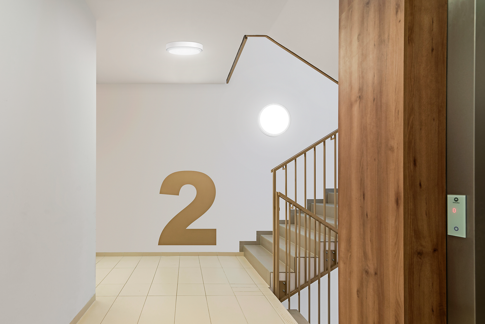 Philips CoreLine Applique murale LED, 12W/20W, 2700K/3000K/4000K, 1200-2000 lumens, IP65 IK10 Blanc