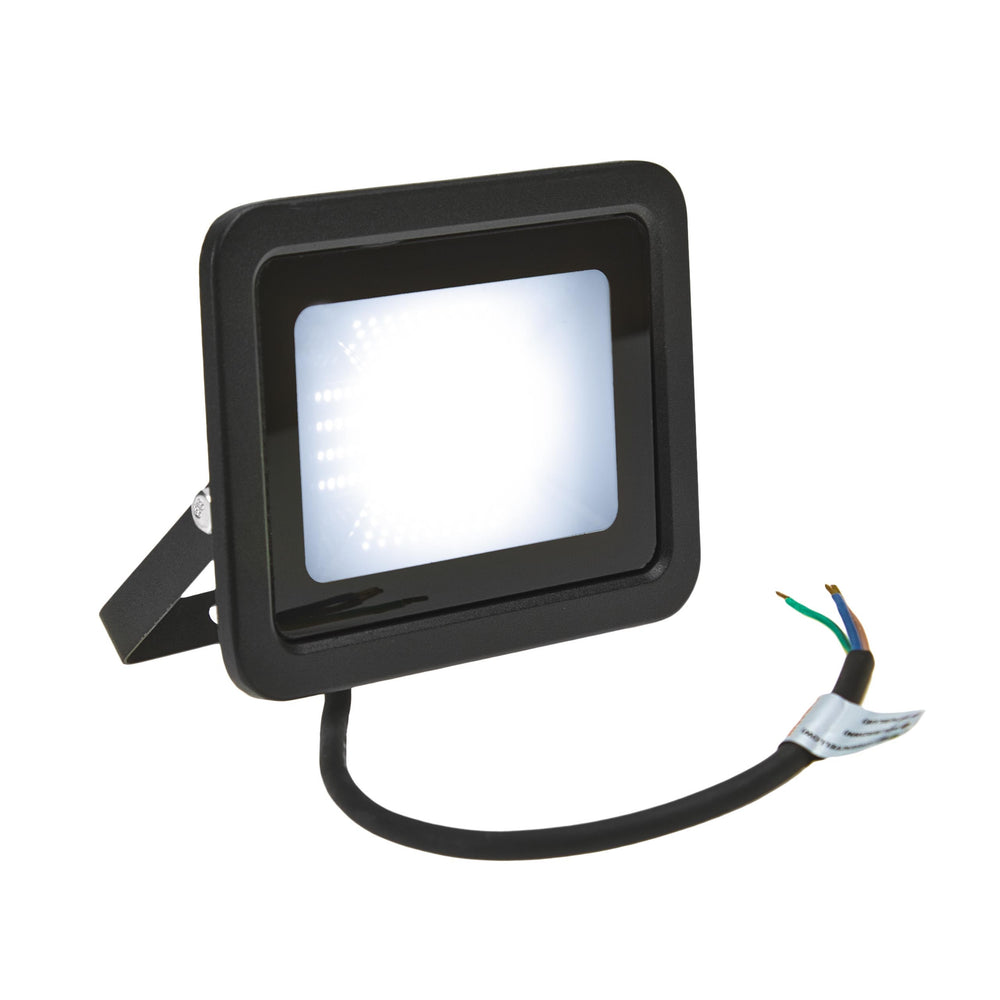Spectrum NOCTIS LUX 2 LED floodlight 30W 230V 6000K IP65 2770 lumens Black housing outdoor lighting