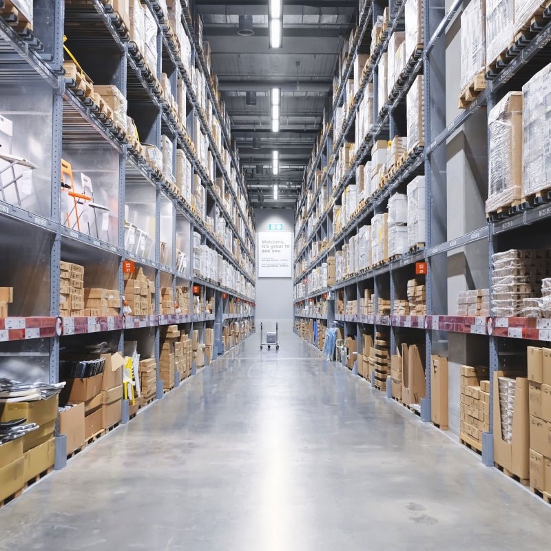 Suspension LED Spectrum Halls Line 200W noir, 4000K, 30000 lumens, dimmable, IP66, angle de 90°, éclairage industriel